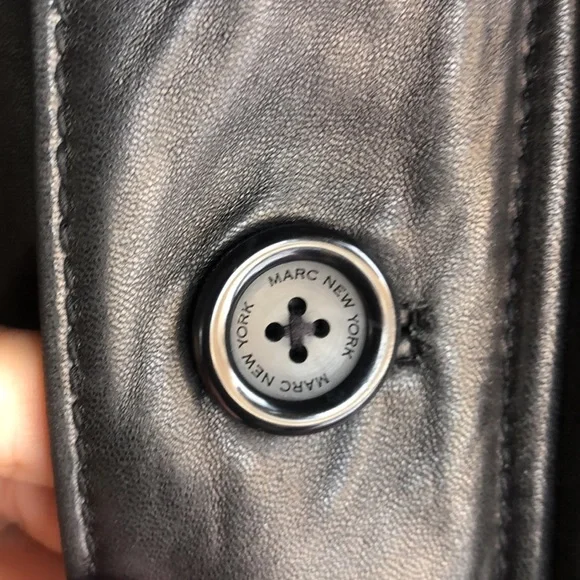 Marc New York Men’s Black Leather Jacket with Removable Wool Bib - Picture 3 of 12